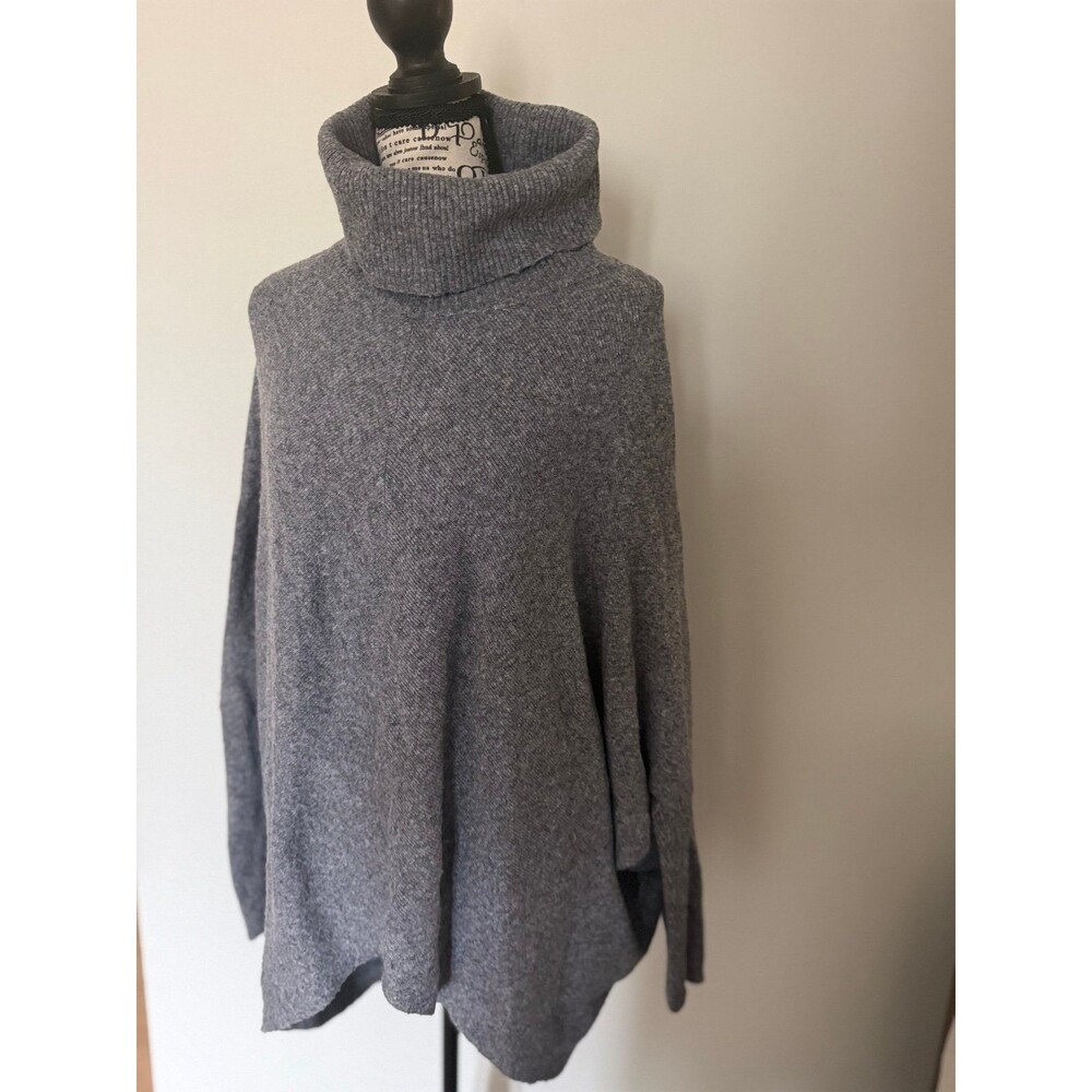 Charlie Paige Turtleneck Poncho Gray Medium sweater